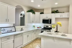 13953 Tawney Ridge Ln, Victorville, CA 92394 - Photo 7