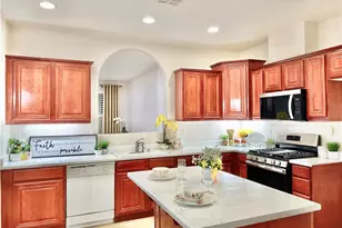 13953 Tawney Ridge Ln, Victorville, CA 92394 - Photo 7