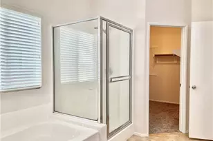 13953 Tawney Ridge Ln, Victorville, CA 92394 - Photo 35