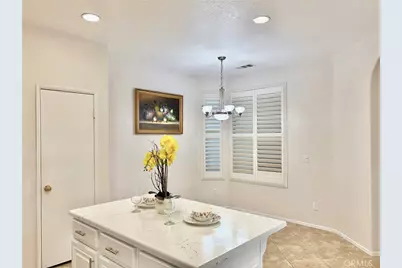 13953 Tawney Ridge Ln, Victorville, CA 92394 - Photo 11