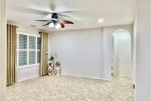 13953 Tawney Ridge Ln, Victorville, CA 92394 - Photo 17