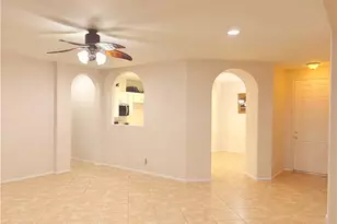 13953 Tawney Ridge Ln, Victorville, CA 92394 - Photo 21