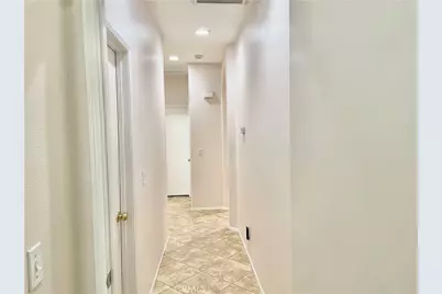 13953 Tawney Ridge Ln, Victorville, CA 92394 - Photo 19