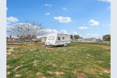 15476 Pahute Street, Victorville, CA 92395 - Photo 33