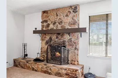 15476 Pahute Street, Victorville, CA 92395 - Photo 9