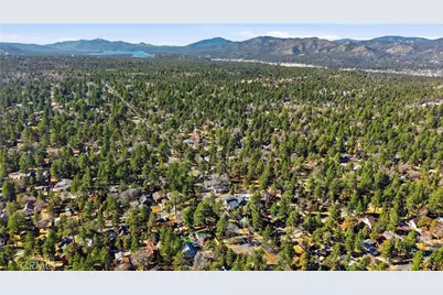 44667 Barton, Sugarloaf, CA 92386 - Photo 31