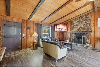 44667 Barton, Sugarloaf, CA 92386 - Photo 3