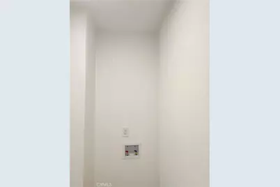 939 E 88th Pl., Los Angeles, CA 90002 - Photo 9