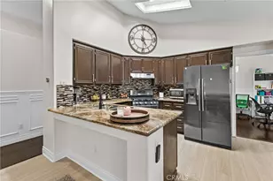 32009 Bourges, Lake Elsinore, CA 92530 - Photo 21