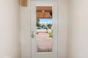 641 Ridgefield, Claremont, CA 91711 - Photo 3