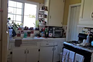 2546 S Bronson, Los Angeles, CA 90018 - Photo 13