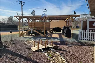 21535 Pine Ridge, Apple Valley, CA 92307 - Photo 37