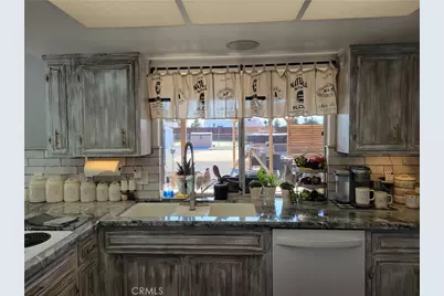 21535 Pine Ridge, Apple Valley, CA 92307 - Photo 13