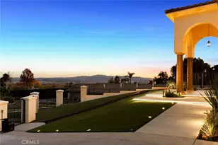 2499 Sierra, Upland, CA 91784 - Photo 3