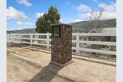 22585 Ocotillo Way, Apple Valley, CA 92308 - Photo 39