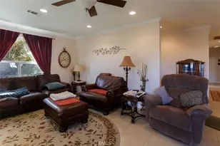 21549 Bancroft Dr, California City, CA 93505 - Photo 9