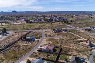 21549 Bancroft Dr, California City, CA 93505 - Photo 25