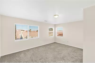 14106 Gray, Victorville, CA 92394 - Photo 5