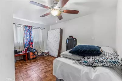 953 Hollins, Los Angeles, CA 90023 - Photo 35