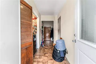 953 Hollins, Los Angeles, CA 90023 - Photo 17