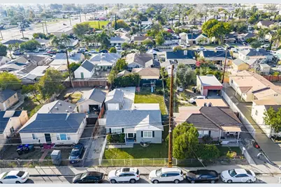 8868 Juniper Avenue, Fontana, CA 92335 - Photo 27