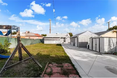 8868 Juniper Avenue, Fontana, CA 92335 - Photo 19