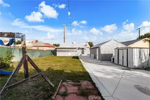 8868 Juniper Ave, Fontana, CA 92335 - Photo 19