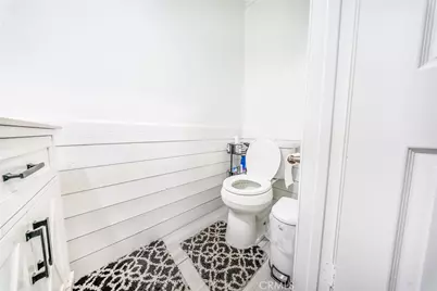 17102 Whispering Brook, Riverside, CA 92503 - Photo 33