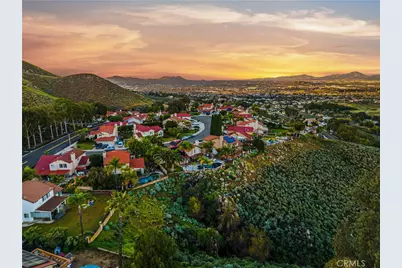 17102 Whispering Brook, Riverside, CA 92503 - Photo 5