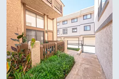 1925 E Huntington Drive #E, Duarte, CA 91010 - Photo 5