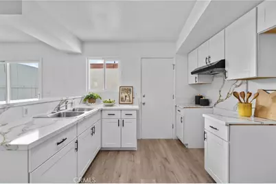 347 N Eucalyptus #24, Rialto, CA 92376 - Photo 7