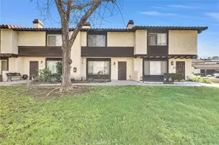 1077 Santo Antonio Dr, Colton, CA 92324 - Photo 3