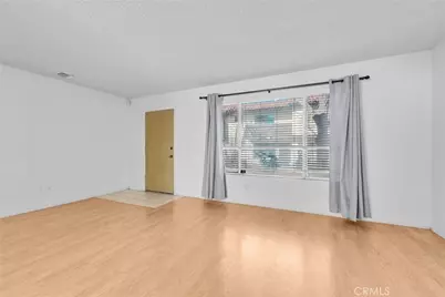 1077 Santo Antonio Drive #15, Colton, CA 92324 - Photo 7