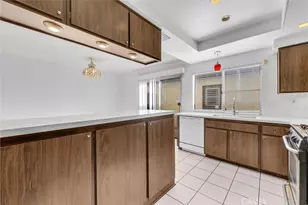 1077 Santo Antonio Dr, Colton, CA 92324 - Photo 15