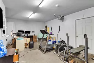 16271 Nisqualli Rd, Victorville, CA 92395 - Photo 17