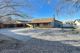 14425 Manzano, Victorville, CA 92392 - Photo 21