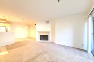 5728 Oak Bend Ln, Oak Park, CA 91377 - Photo 3