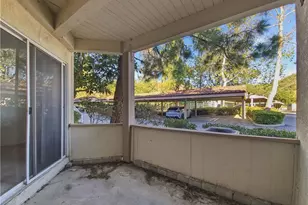 5728 Oak Bend Ln, Oak Park, CA 91377 - Photo 17