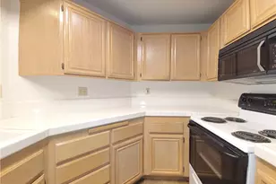 5728 Oak Bend Ln, Oak Park, CA 91377 - Photo 11