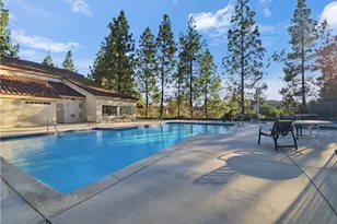 5728 Oak Bend Ln, Oak Park, CA 91377 - Photo 19