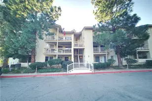 5728 Oak Bend Ln, Oak Park, CA 91377 - Photo 25