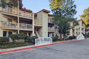 5728 Oak Bend Ln, Oak Park, CA 91377 - Photo 1