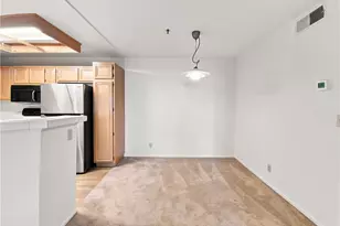 5728 Oak Bend Ln, Oak Park, CA 91377 - Photo 5