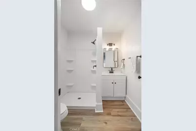 500 Jefferson Street, Bakersfield, CA 93305 - Photo 23