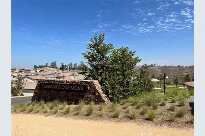 24848 Rockston, Corona, CA 92883 - Photo 31