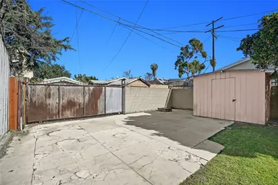1497 W 47th Street, Los Angeles, CA 90062 - Photo 17