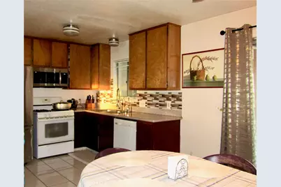 10687 Maple, Hesperia, CA 92345 - Photo 5