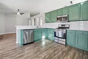 8910 Glenwood, Hesperia, CA 92344 - Photo 25