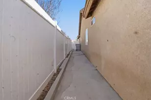 8910 Glenwood, Hesperia, CA 92344 - Photo 49