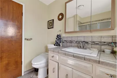 6221 Garfield, Chino, CA 91710 - Photo 31
